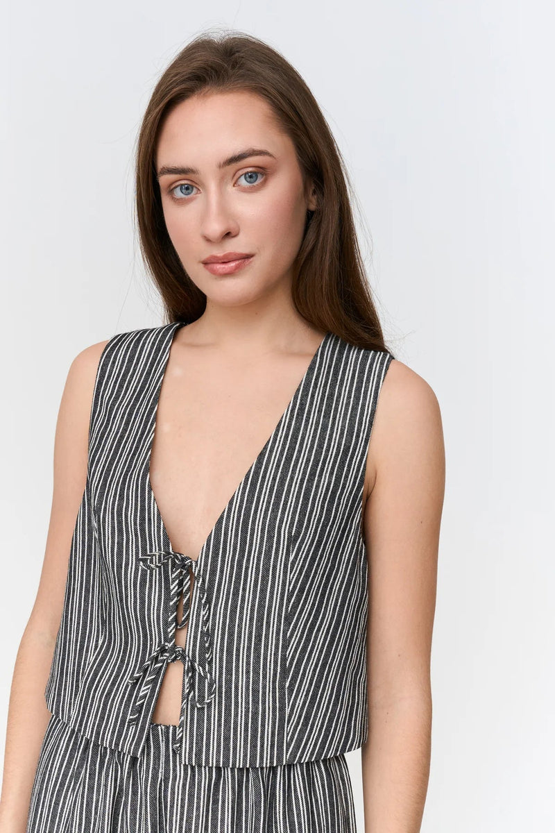 24Colours Veronica Vest – The Bamboo Ballroom