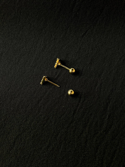 Ernest & Kelly Pizza Stud Earrings