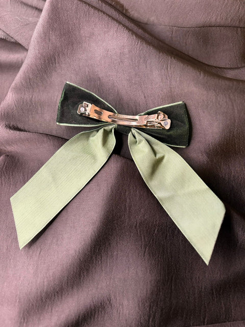 Ernest & Kelly Velvet Hair Bows- 2 Colours