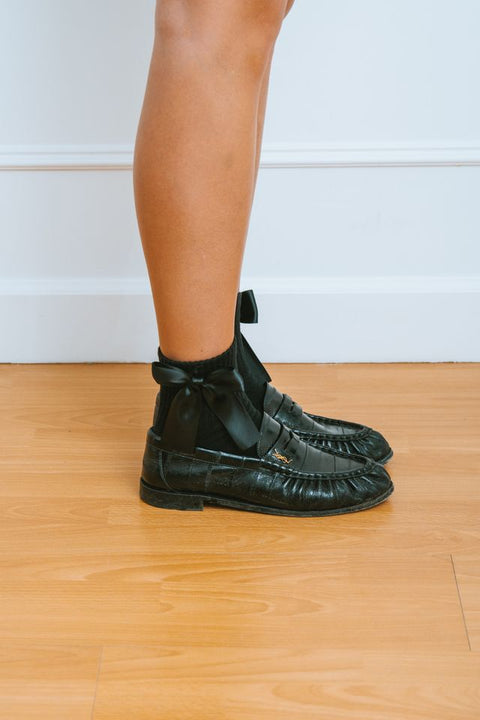 Brunette The Label Satin Bow Socks- 2 Colours