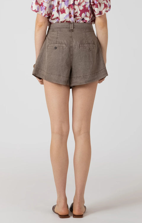 Dex Erin Relaxed Short