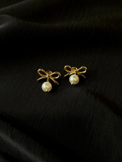 Ernest & Kelly Pearl Bow Earrings