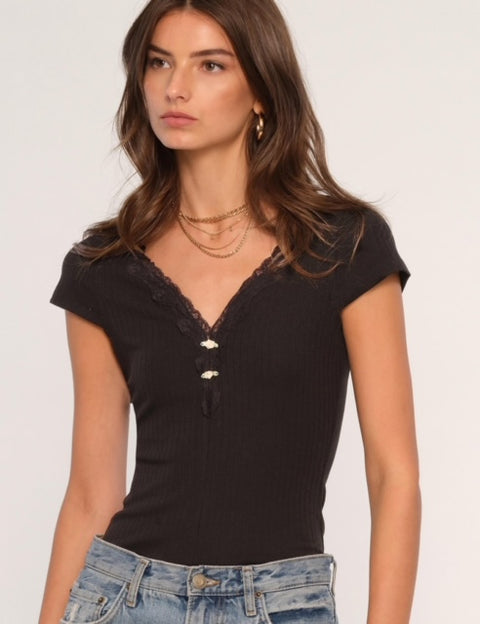 Heartloom Aranelle Top