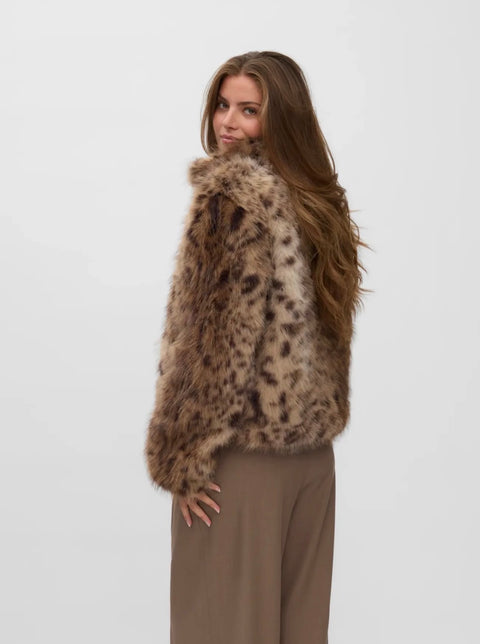 Pre-Order Vero Moda Leo Cruella Jacket
