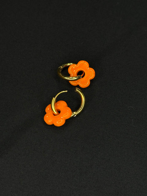 Ernest & Kelly Small Floral Hoop Earrings- 4 Colours