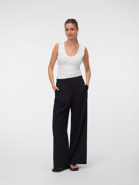 Vero Moda Stella Wide Pleat Pants - 2 Colours, 2 Lenghts