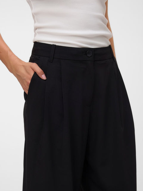 Vero Moda Stella Wide Pleat Pants - 2 Colours, 2 Lenghts