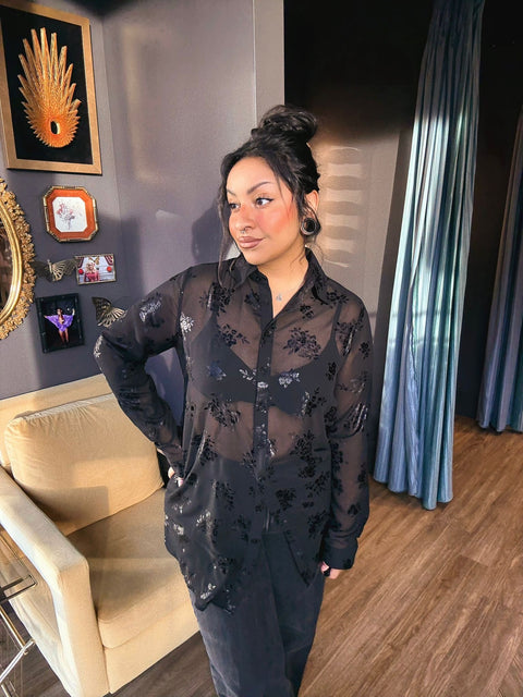 Sadie & Sage Like No Other Button Down Woven Top