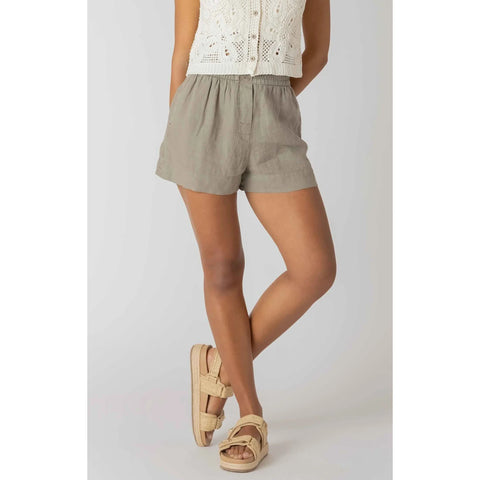 Room 34 Callie Mid Rise Shorts