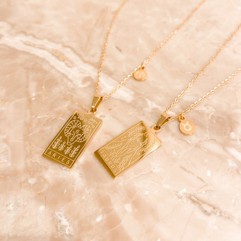 Reversible Constellation Necklaces